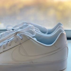white nike sneakers